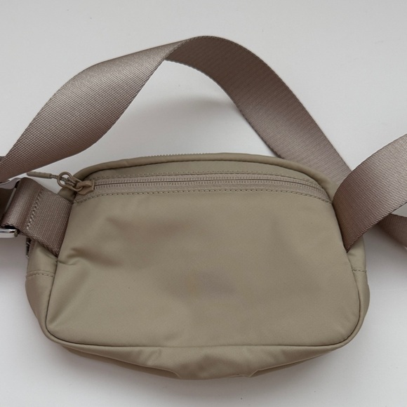 lululemon athletica Beige Belt Bag - Picture 3 of 3